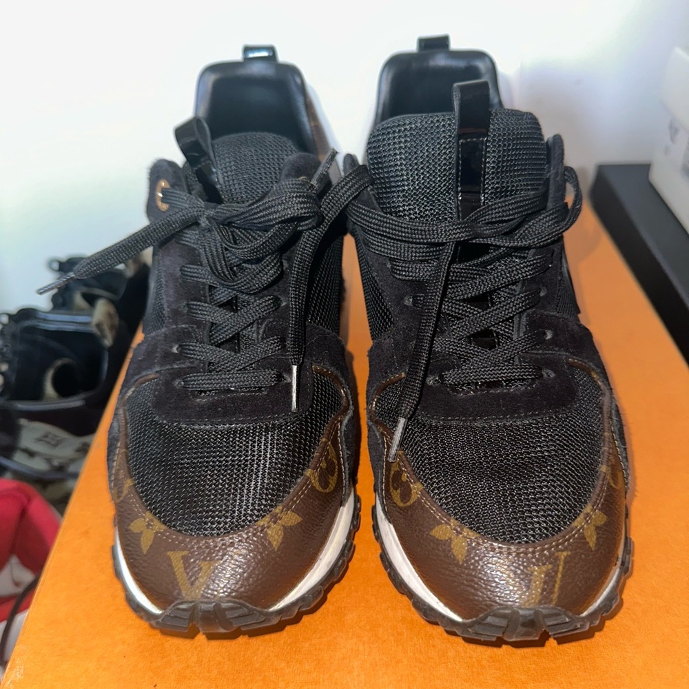 Men's Black and Brown Sneakers